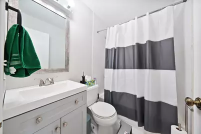 565 Edgebrook Court, Carol Stream, IL 60188 - Photo 18