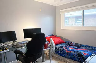 1377 Greenbay Ave, Calumet City, IL 60409 - Photo 10