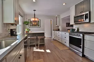 1920 N Washington St, Wheaton, IL 60187 - Photo 8