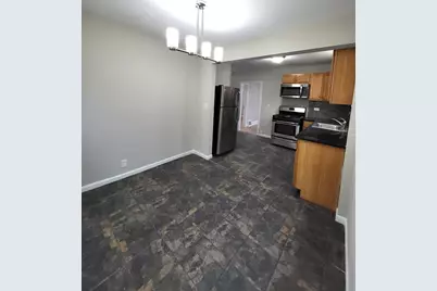 200 N 2nd Avenue, Villa Park, IL 60181 - Photo 10
