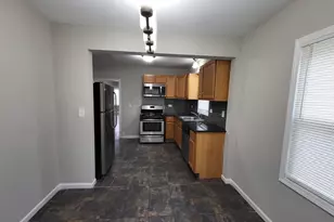 200 N 2nd Ave, Villa Park, IL 60181 - Photo 8