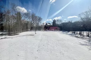 701 Anthony Trail, Northbrook, IL 60062 - Photo 2