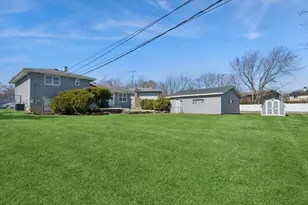 1000 Lancaster Ct, Hoffman Estates, IL 60169 - Photo 26