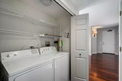 1731 Pavilion Way Way #405, Park Ridge, IL 60068 - Photo 22