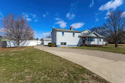 4149 28th Avenue, Moline, IL 61265 - Photo 4