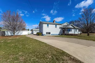 4149 28th Ave, Moline, IL 61265 - Photo 4