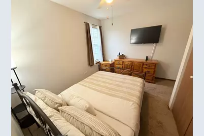 640 Pleasant Place, Island Lake, IL 60042 - Photo 18