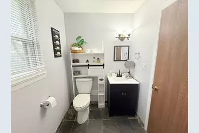 640 Pleasant Place, Island Lake, IL 60042 - Photo 10