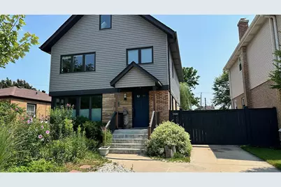 5881 N Central Avenue, Chicago, IL 60646 - Photo 2