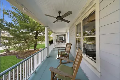 527 Lyman Avenue, Oak Park, IL 60304 - Photo 2