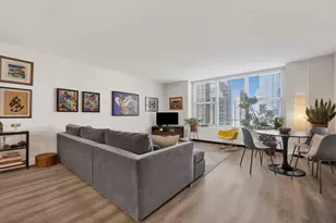 777 N Michigan Ave, Chicago, IL 60611 - Photo 10