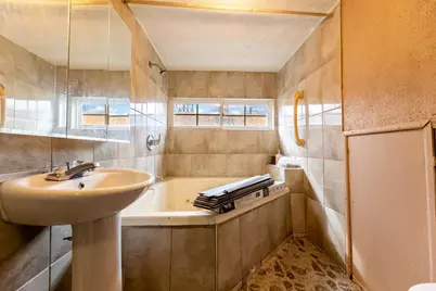 6237 S California Avenue, Chicago, IL 60629 - Photo 12