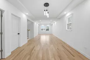 3825 W 59th Pl, Chicago, IL 60629 - Photo 4