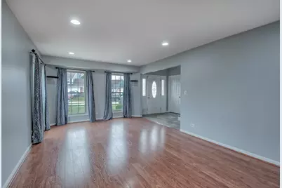 1411 Steeplechase Road, Bartlett, IL 60103 - Photo 6