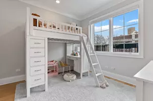 1517 W Barry Ave, Chicago, IL 60657 - Photo 22