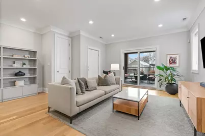 1517 W Barry Avenue #2W, Chicago, IL 60657 - Photo 12