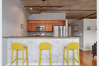 1110 W 15th Street #229, Chicago, IL 60608 - Photo 8