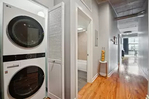 1110 W 15th St, Chicago, IL 60608 - Photo 2