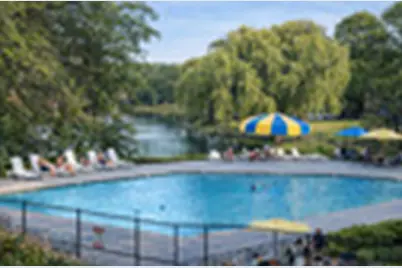 9456 Bay Colony Drive #2N, Des Plaines, IL 60016 - Photo 2