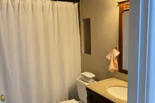 9456 Bay Colony Dr, Des Plaines, IL 60016 - Photo 20