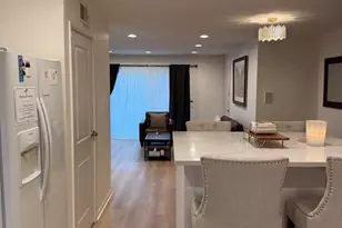 9456 Bay Colony Dr, Des Plaines, IL 60016 - Photo 12