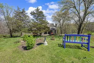 5 Knoll Ct, Galena, IL 61036 - Photo 2
