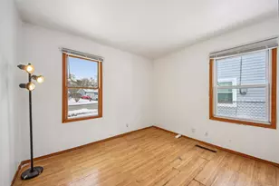 916 Mulberry Ln, Streamwood, IL 60107 - Photo 8