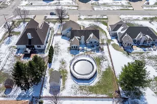 3101 Ernest Dr, Sandwich, IL 60548 - Photo 34