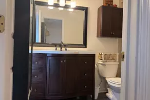 6701 N Bosworth Ave, Chicago, IL 60626 - Photo 12