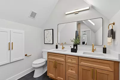 3642 N Sawyer Avenue, Chicago, IL 60618 - Photo 20