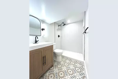 3642 N Sawyer Avenue, Chicago, IL 60618 - Photo 34