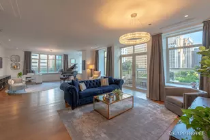 118 E Erie St, Chicago, IL 60611 - Photo 6