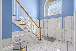 3719 Falkner Dr, Naperville, IL 60564 - Photo 2