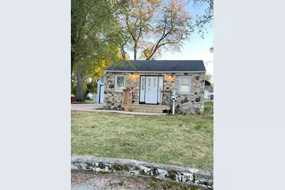 513 W 7th Street, Rock Falls, IL 61071 - Photo 2