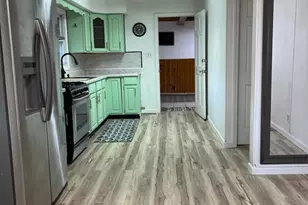 513 W 7th St, Rock Falls, IL 61071 - Photo 6