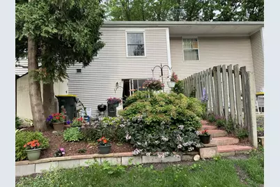 134 Bright Oaks Circle #134, Cary, IL 60013 - Photo 22