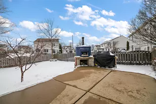 1675 Rosehall Ln, Elgin, IL 60123 - Photo 40