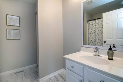 1675 Rosehall Lane, Elgin, IL 60123 - Photo 32