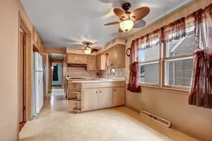 5123 S Lotus Ave, Chicago, IL 60638 - Photo 4