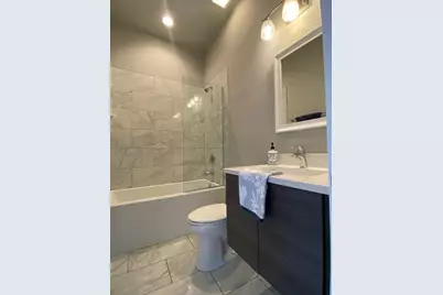 5911 N Northwest Highway #205, Chicago, IL 60631 - Photo 10