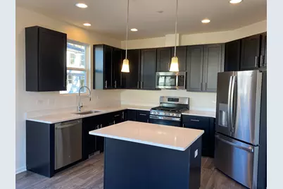 29W710 Cambridge Court, Warrenville, IL 60555 - Photo 2