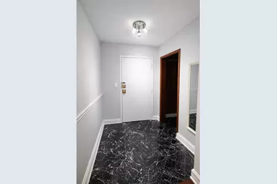 [Address not provided], Niles, IL 60714 - Photo 2