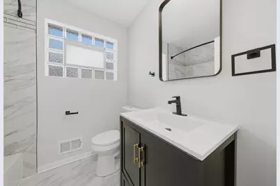 12358 S Lowe Avenue, Chicago, IL 60628 - Photo 8