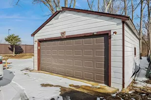 711 N Columbine Ave, Lombard, IL 60148 - Photo 18