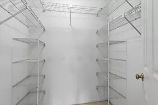 445 Park View Terrace, Buffalo Grove, IL 60089 - Photo 10