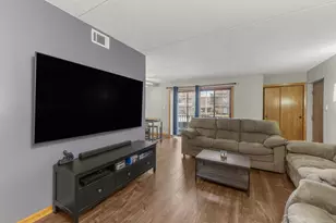 16819 81st Ave, Tinley Park, IL 60477 - Photo 6