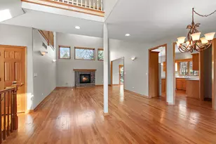 10502 Crown Dr, Orland Park, IL 60467 - Photo 10