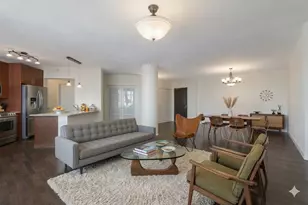 [Address not provided], Evanston, IL 60201 - Photo 2