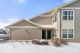 149 Penny Ln, Sycamore, IL 60178 - Photo 1