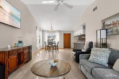 149 Penny Lane #149, Sycamore, IL 60178 - Photo 4